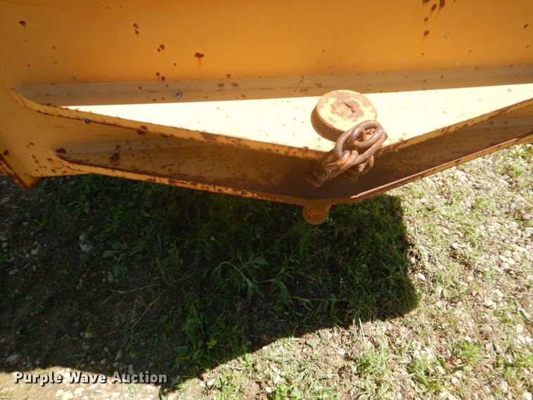 image for item FT9328 1995 Case 621B wheel loader