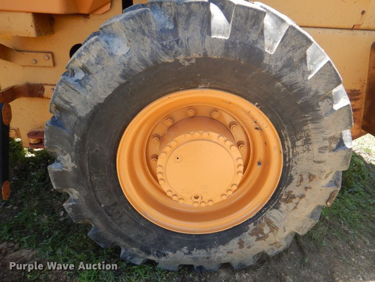 image for item FT9328 1995 Case 621B wheel loader