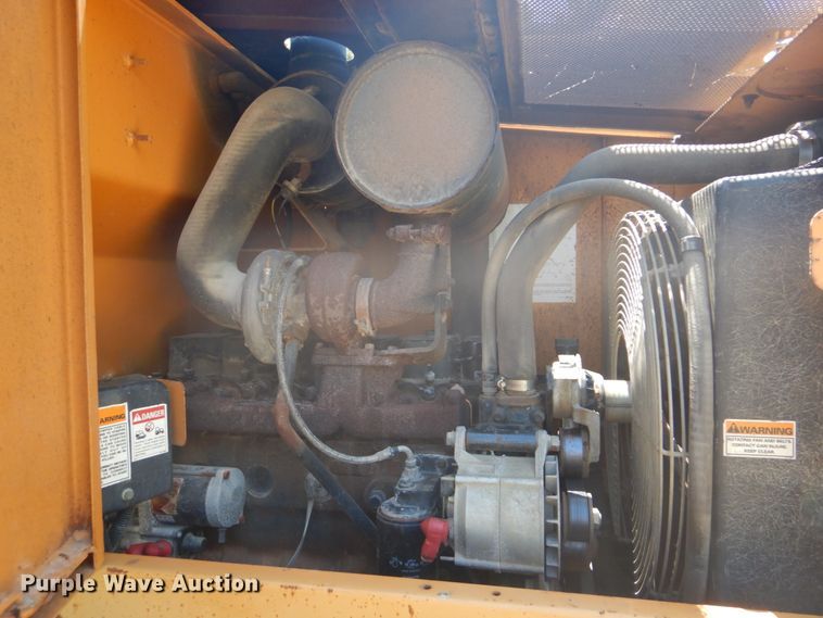 image for item FT9328 1995 Case 621B wheel loader