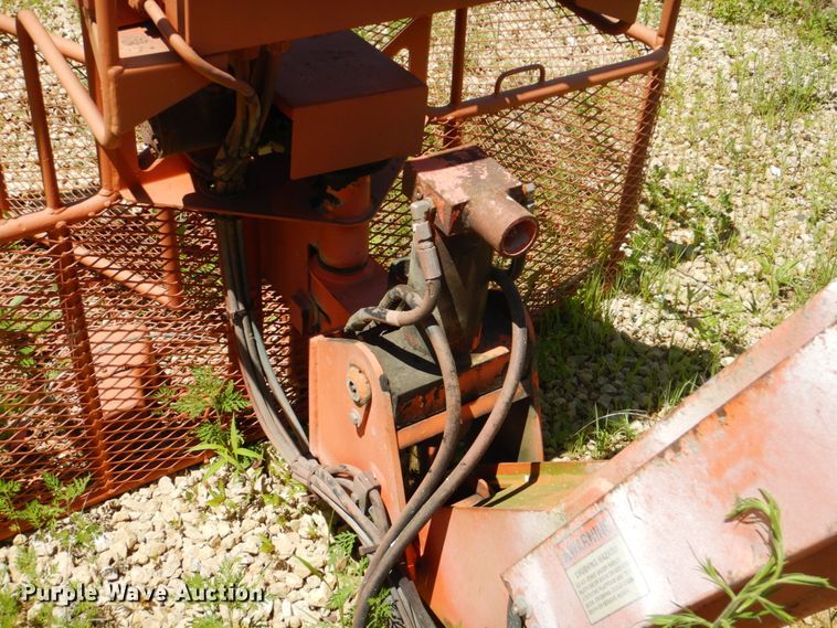 image for item FT9329 1998 JLG 120HZ boom lift