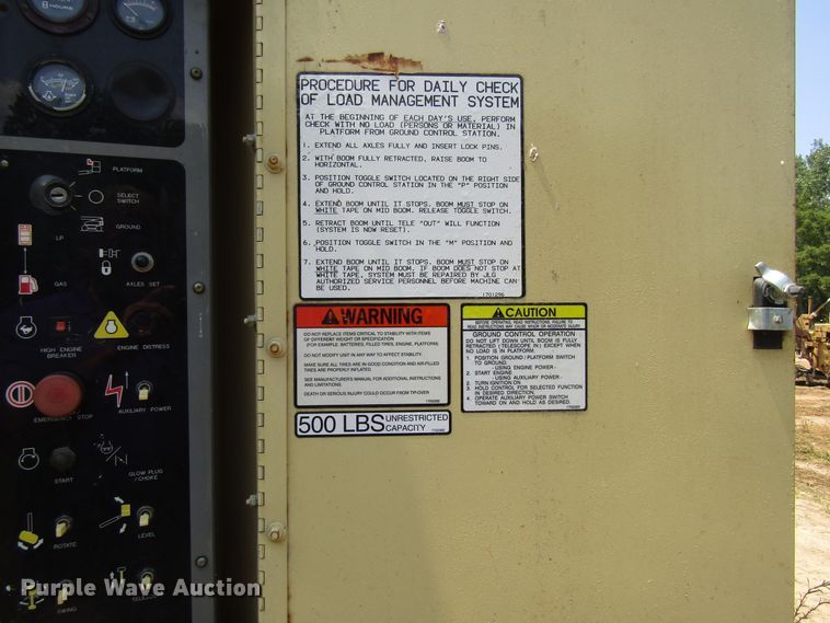 image for item FT9329 1998 JLG 120HZ boom lift