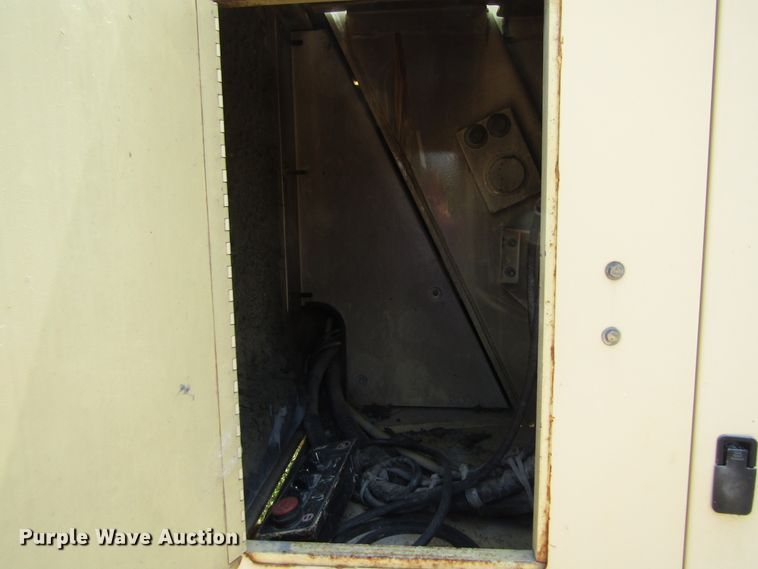 image for item FT9329 1998 JLG 120HZ boom lift