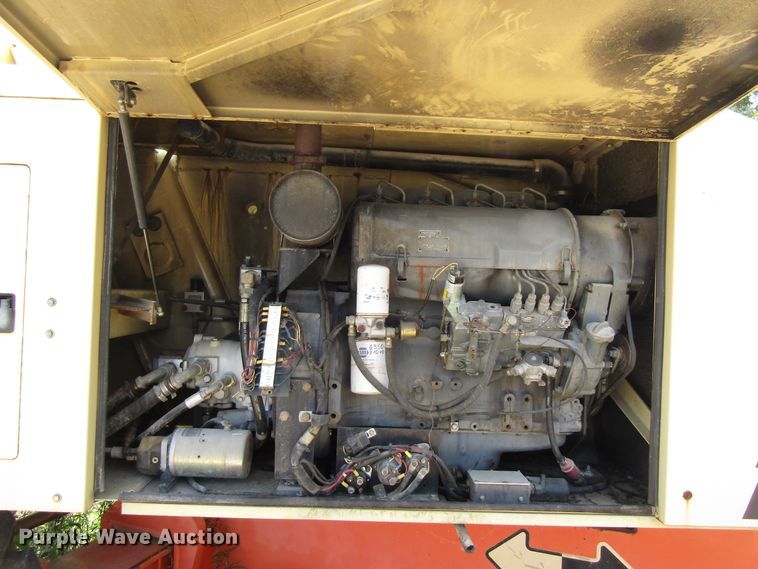 image for item FT9329 1998 JLG 120HZ boom lift