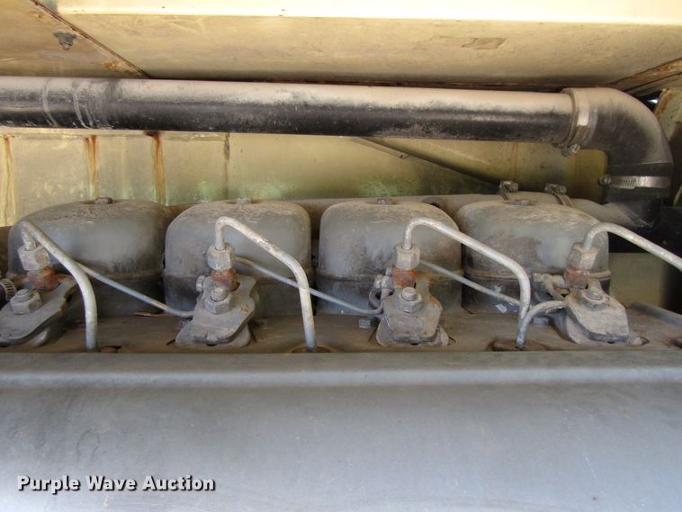 image for item FT9329 1998 JLG 120HZ boom lift