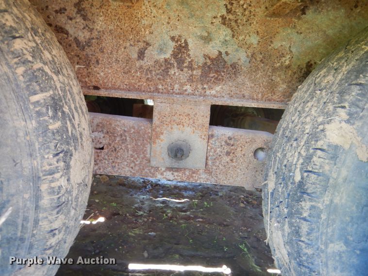 image for item FT9330 1989 Holden Industries TDO2024 equipment trailer