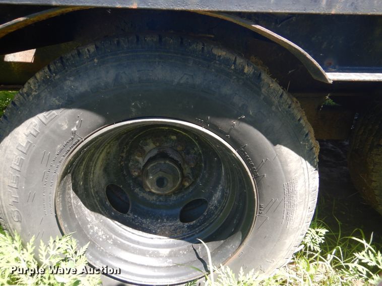 image for item FT9330 1989 Holden Industries TDO2024 equipment trailer