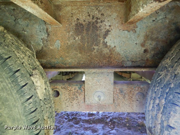 image for item FT9330 1989 Holden Industries TDO2024 equipment trailer