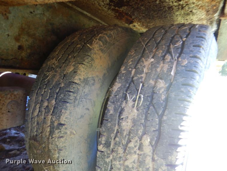 image for item FT9330 1989 Holden Industries TDO2024 equipment trailer