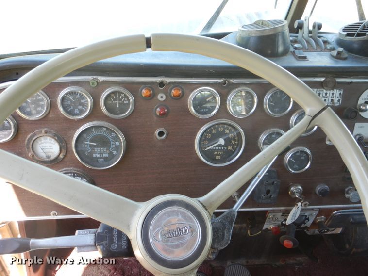 image for item FT9331 1975 Peterbilt semi truck