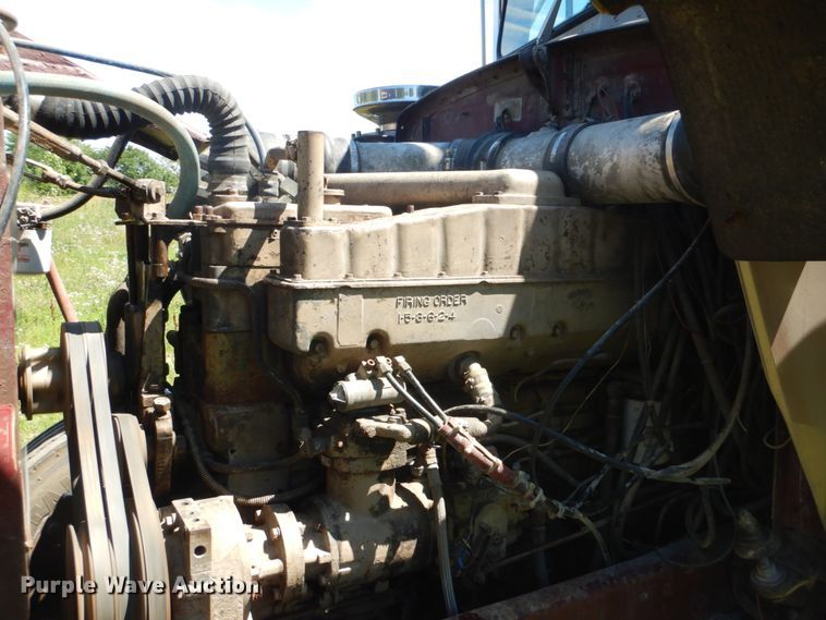 image for item FT9331 1975 Peterbilt semi truck