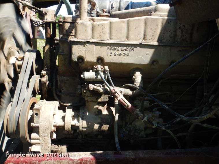 image for item FT9331 1975 Peterbilt semi truck