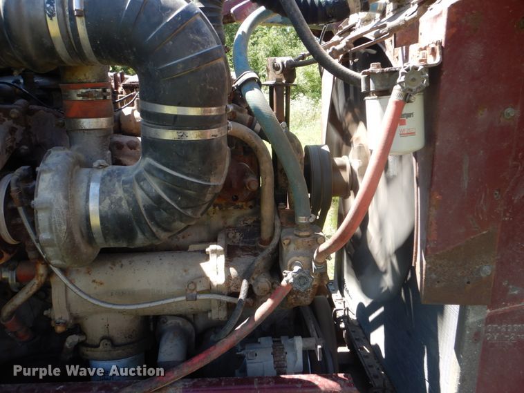 image for item FT9331 1975 Peterbilt semi truck