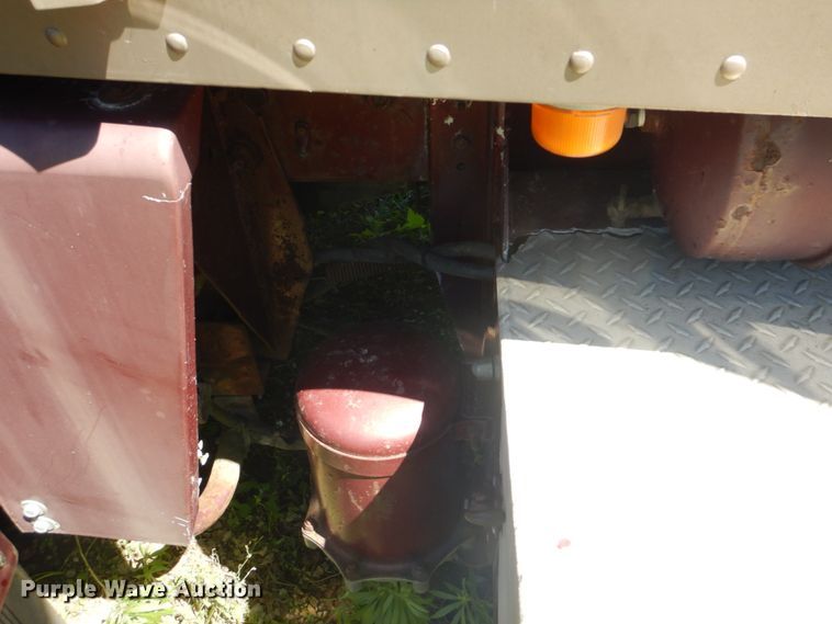 image for item FT9331 1975 Peterbilt semi truck