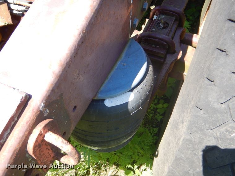 image for item FT9331 1975 Peterbilt semi truck