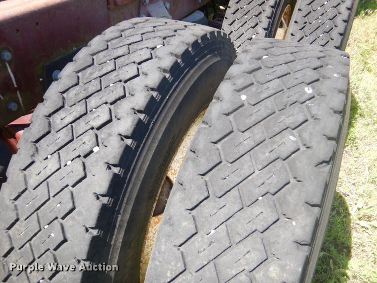 image for item FT9331 1975 Peterbilt semi truck