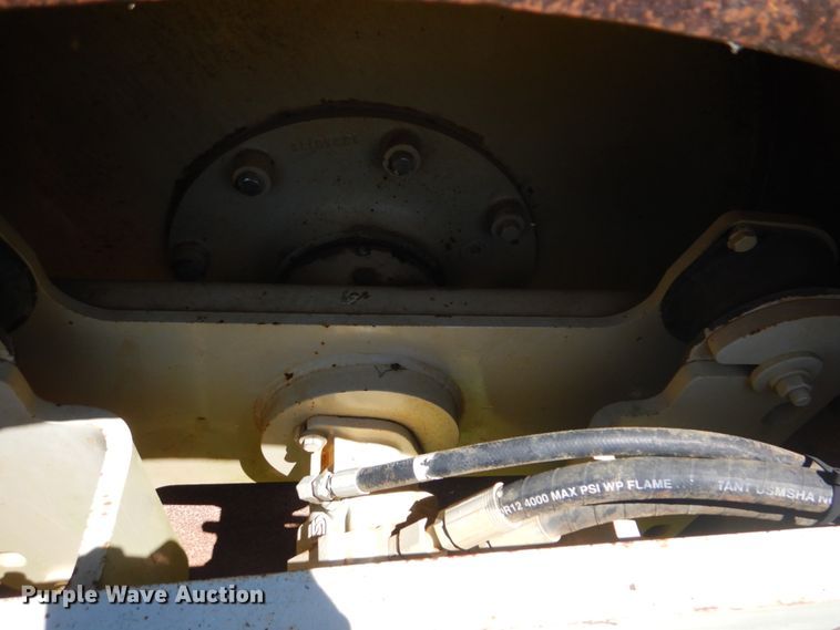 image for item FT9334 2005 Ingersoll Rand SD-70D TF single drum roller