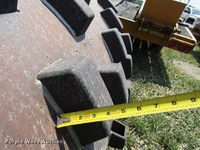 image for item FT9334 2005 Ingersoll Rand SD-70D TF single drum roller