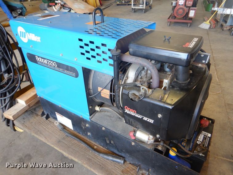 image for item FT9339 Miller Bobcat 225G CC/CV AC/DC welder/generator