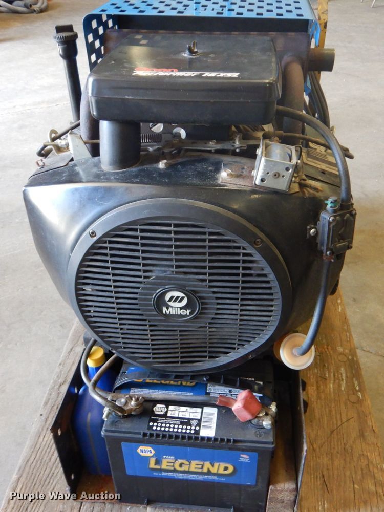 image for item FT9339 Miller Bobcat 225G CC/CV AC/DC welder/generator