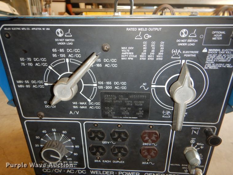 image for item FT9339 Miller Bobcat 225G CC/CV AC/DC welder/generator