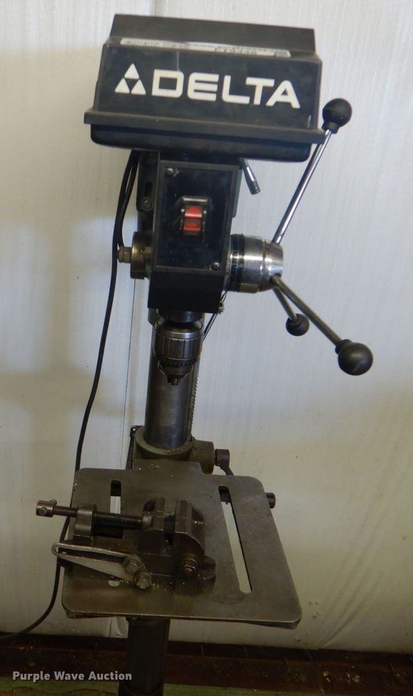 Delta 14070 drill press in Clinton, IA Item FT9348 sold Purple Wave