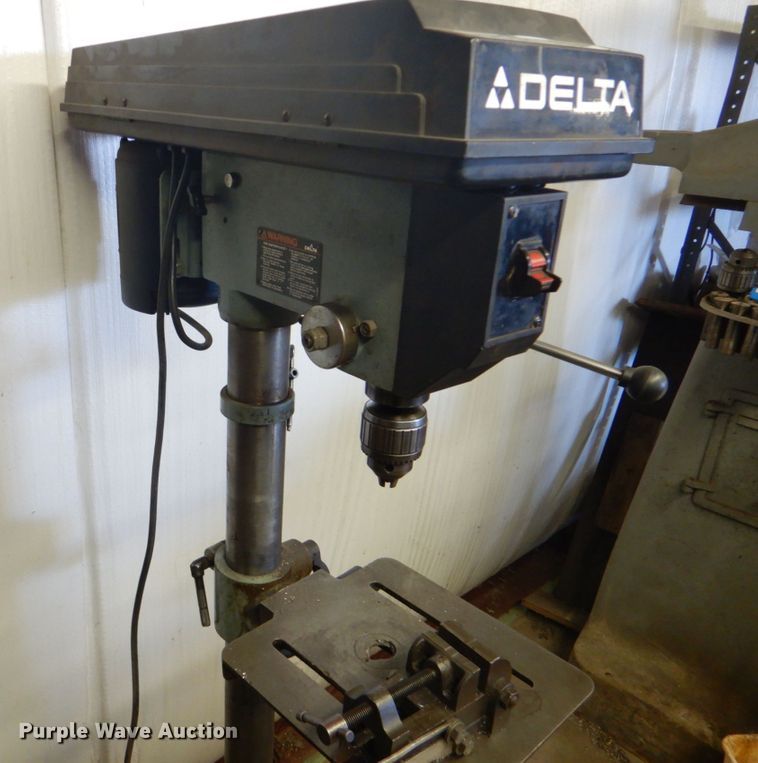 Delta 14070 drill press in Clinton, IA Item FT9348 sold Purple Wave