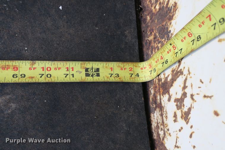 image for item DB10243 1990 Logan Coach livestock trailer