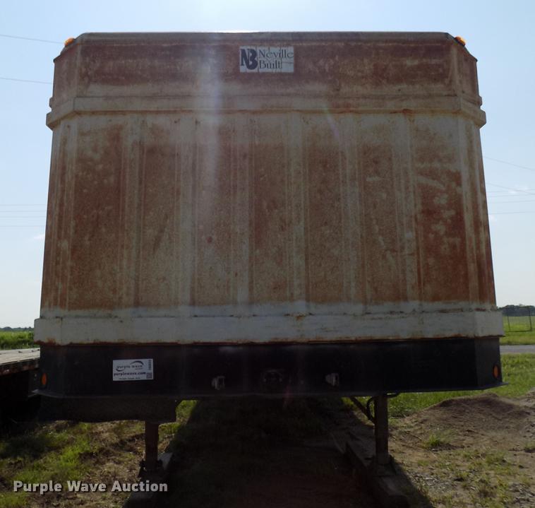 image for item DB9553 2000 Neville Built livestock trailer