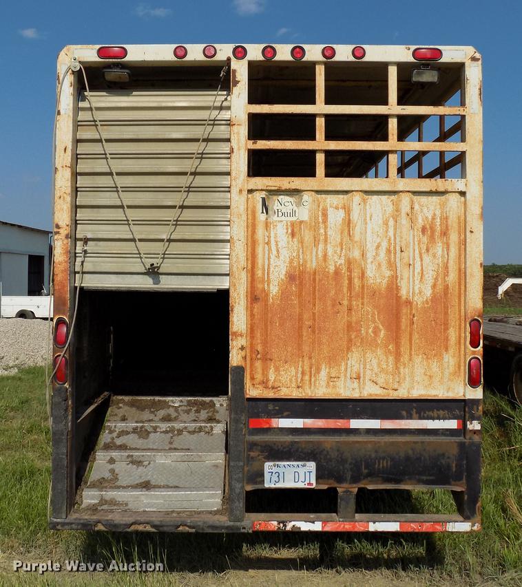 image for item DB9553 2000 Neville Built livestock trailer