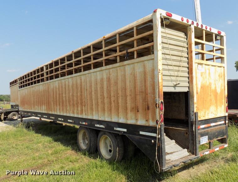 image for item DB9553 2000 Neville Built livestock trailer