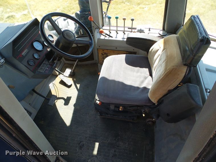 image for item DC5050 1988 Versatile 846 4WD tractor