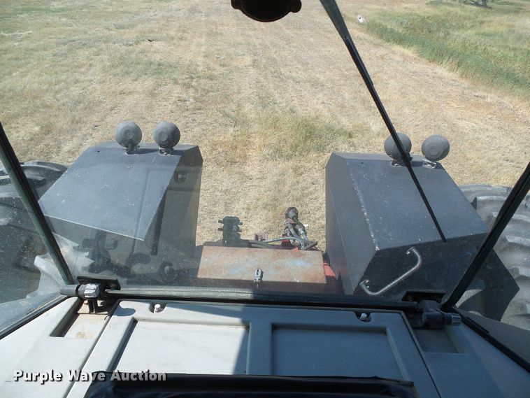 image for item DC5050 1988 Versatile 846 4WD tractor