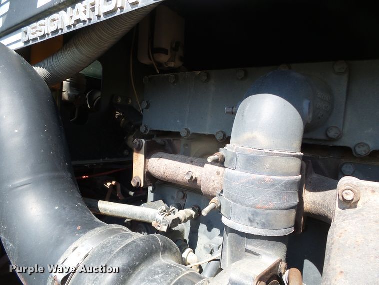 image for item DC5050 1988 Versatile 846 4WD tractor