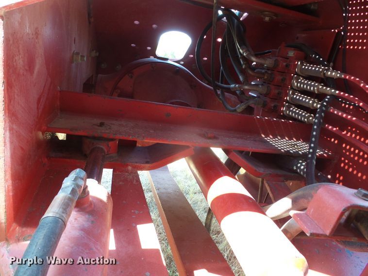 image for item DC5050 1988 Versatile 846 4WD tractor