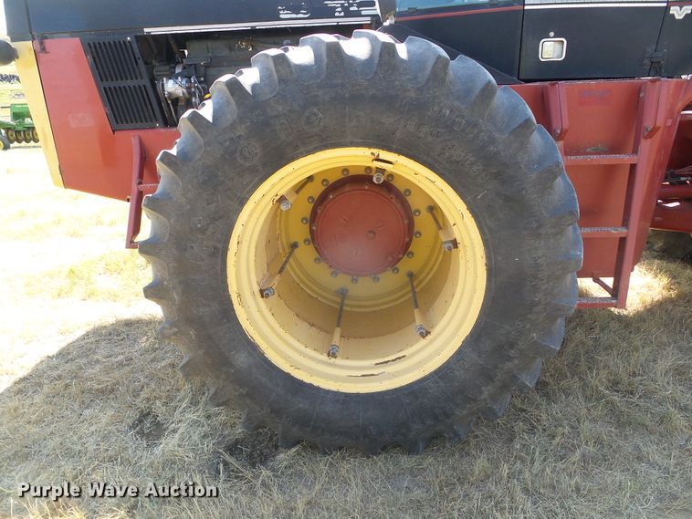 image for item DC5050 1988 Versatile 846 4WD tractor