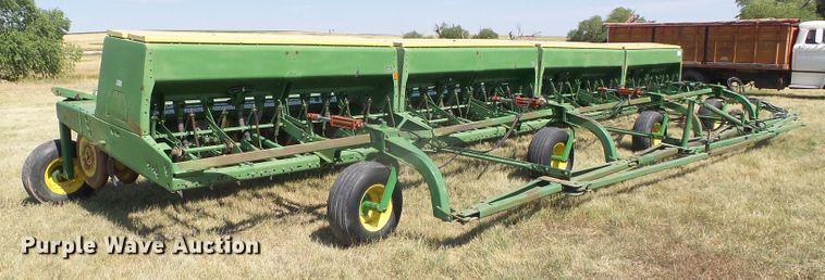 image for item DC5051 John Deere 9300 hoe grain drill