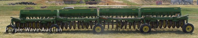 image for item DC5051 John Deere 9300 hoe grain drill