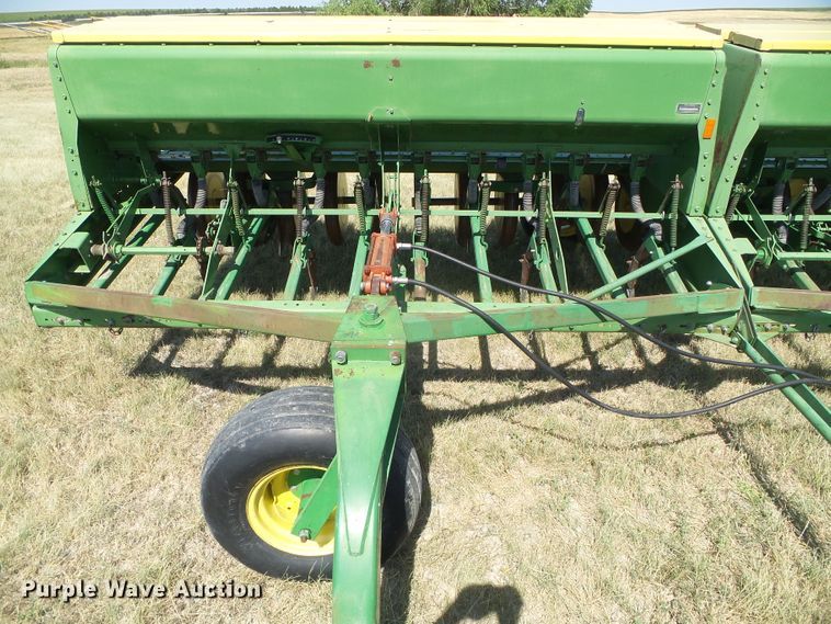 image for item DC5051 John Deere 9300 hoe grain drill