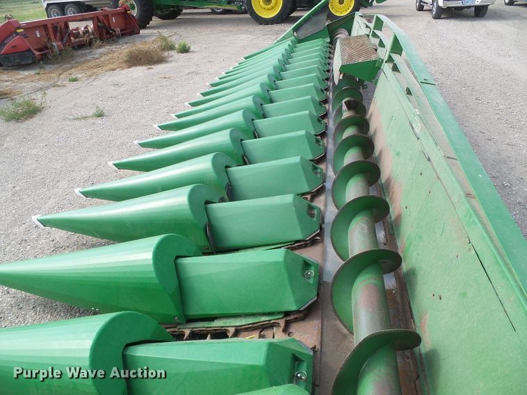 image for item DC5052 John Deere 1691 ARRO all-crop head