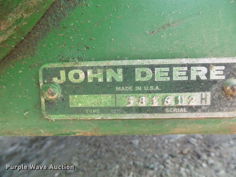 image for item DC5052 John Deere 1691 ARRO all-crop head
