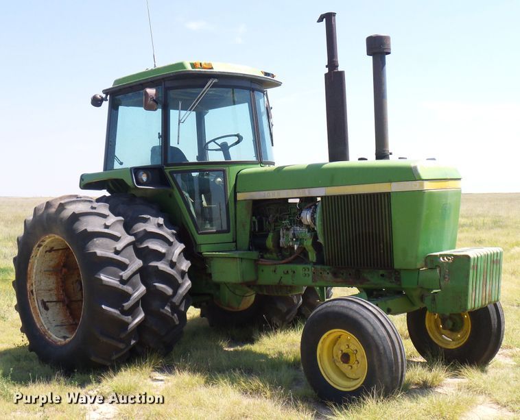 image for item DD6041 1973 John Deere 4430 tractor