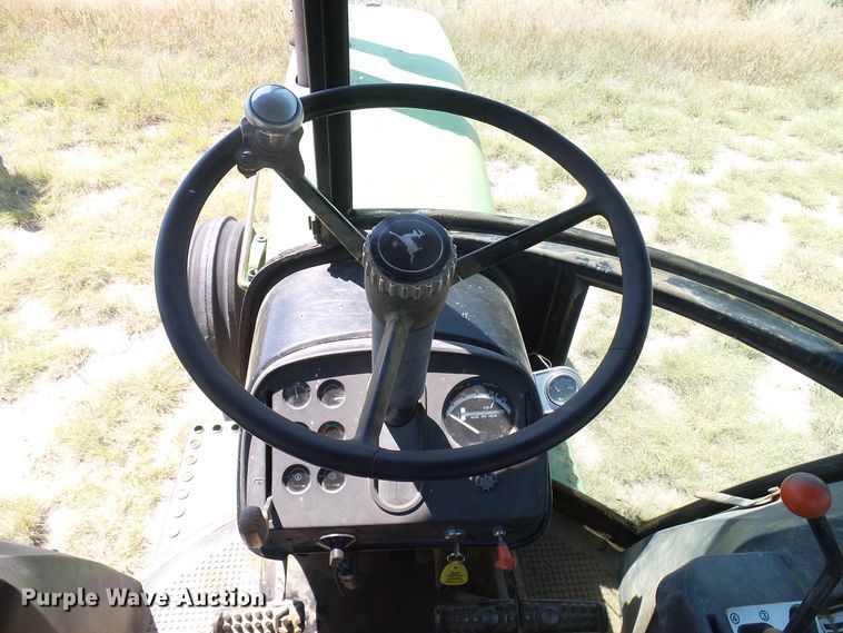 image for item DD6041 1973 John Deere 4430 tractor