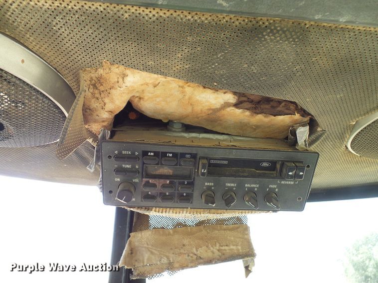 image for item DD6041 1973 John Deere 4430 tractor