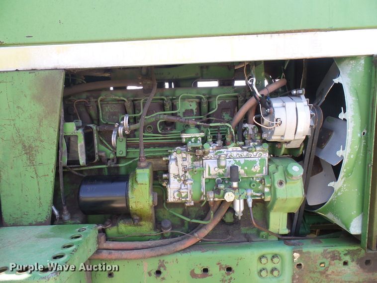 image for item DD6041 1973 John Deere 4430 tractor
