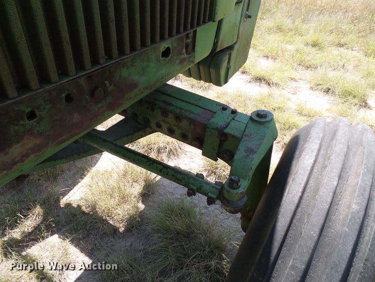 image for item DD6041 1973 John Deere 4430 tractor