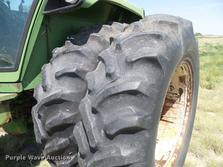 image for item DD6041 1973 John Deere 4430 tractor