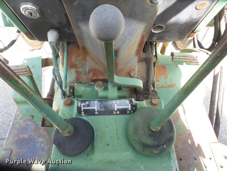 image for item DD6300 1972 John Deere 2030 tractor