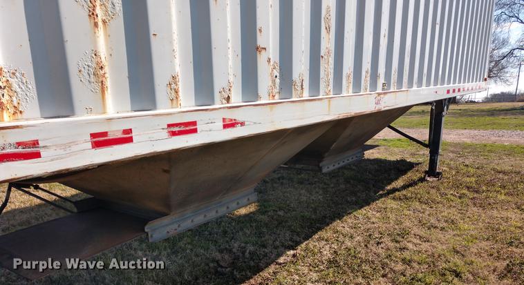 image for item DD6951 2001 Jet double hopper bottom grain trailer