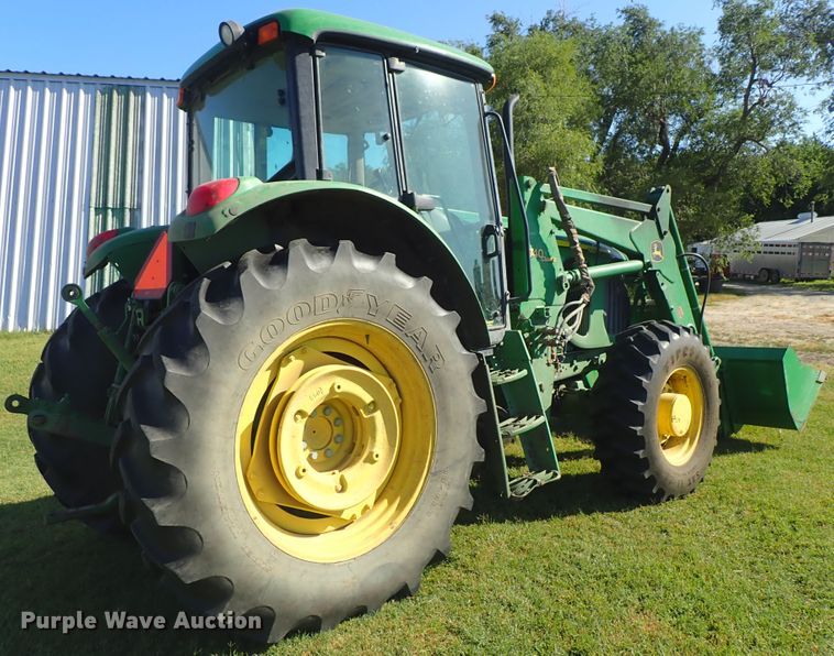 image for item DE5485 2005 John Deere 6615 MFWD tractor
