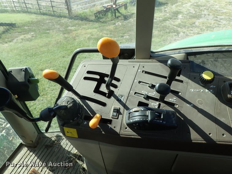 image for item DE5485 2005 John Deere 6615 MFWD tractor